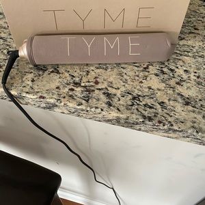 Tyme iron - used only once!